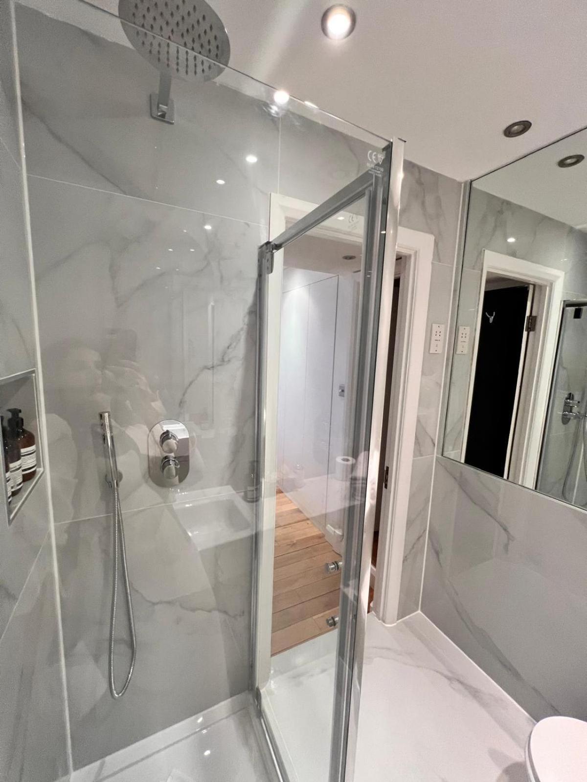Elegant 1 Bedroom Flat Near Harrods London Eksteriør billede