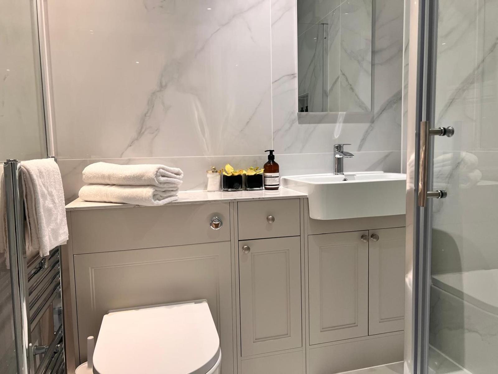 Elegant 1 Bedroom Flat Near Harrods London Eksteriør billede